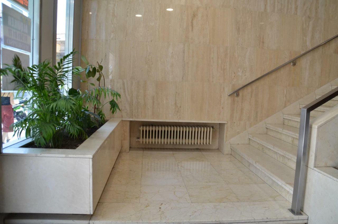 Apartamento San Bernardo Madrid Bagian luar foto